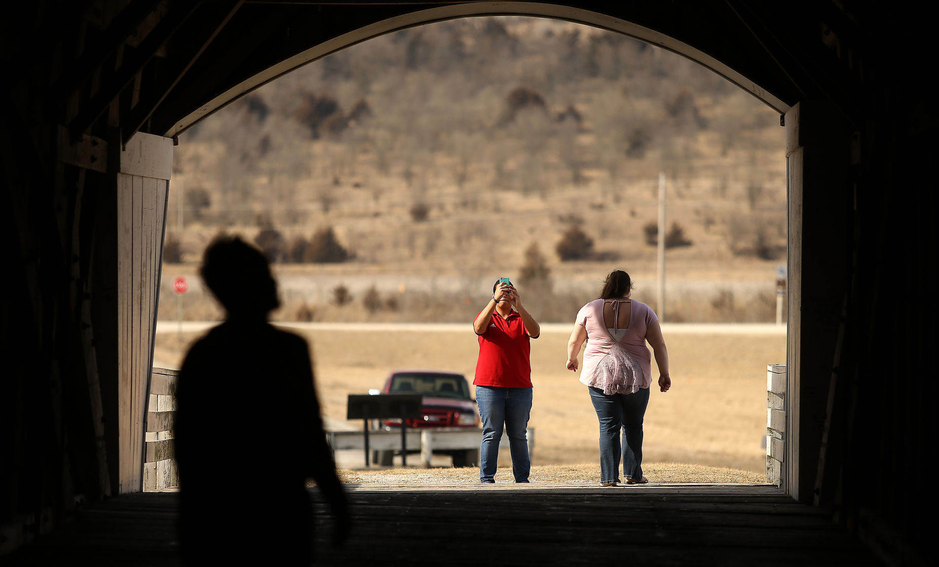 Outtakes: Covered bridge